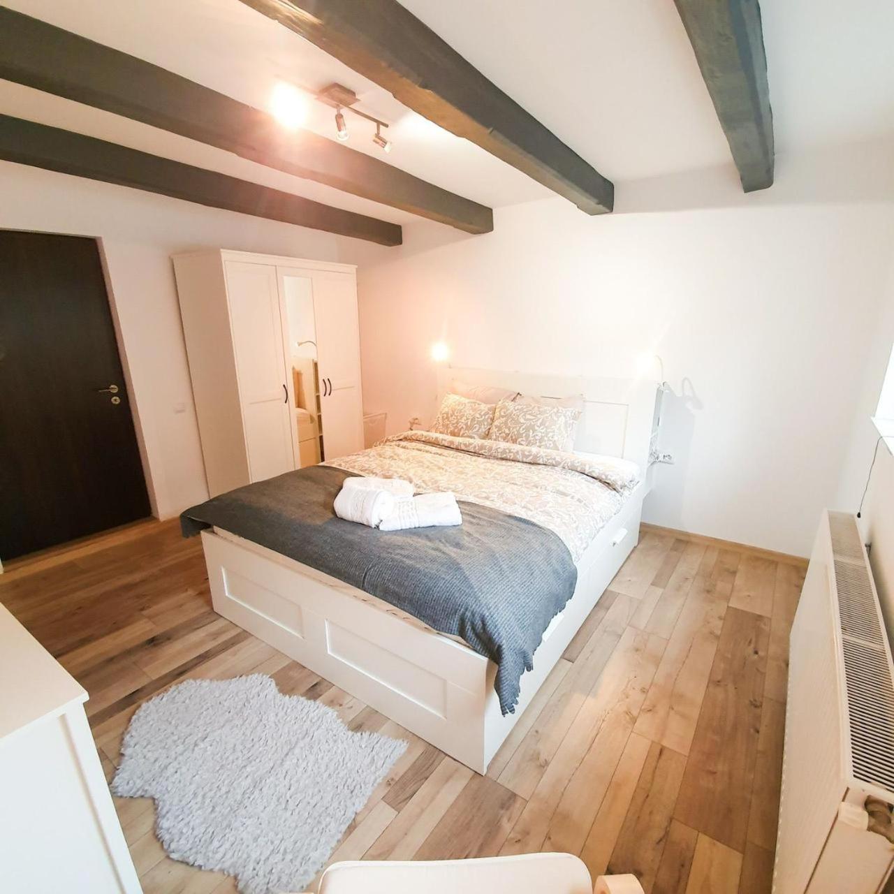 Joy City Stay Semenicului 2 Brasov Ngoại thất bức ảnh
