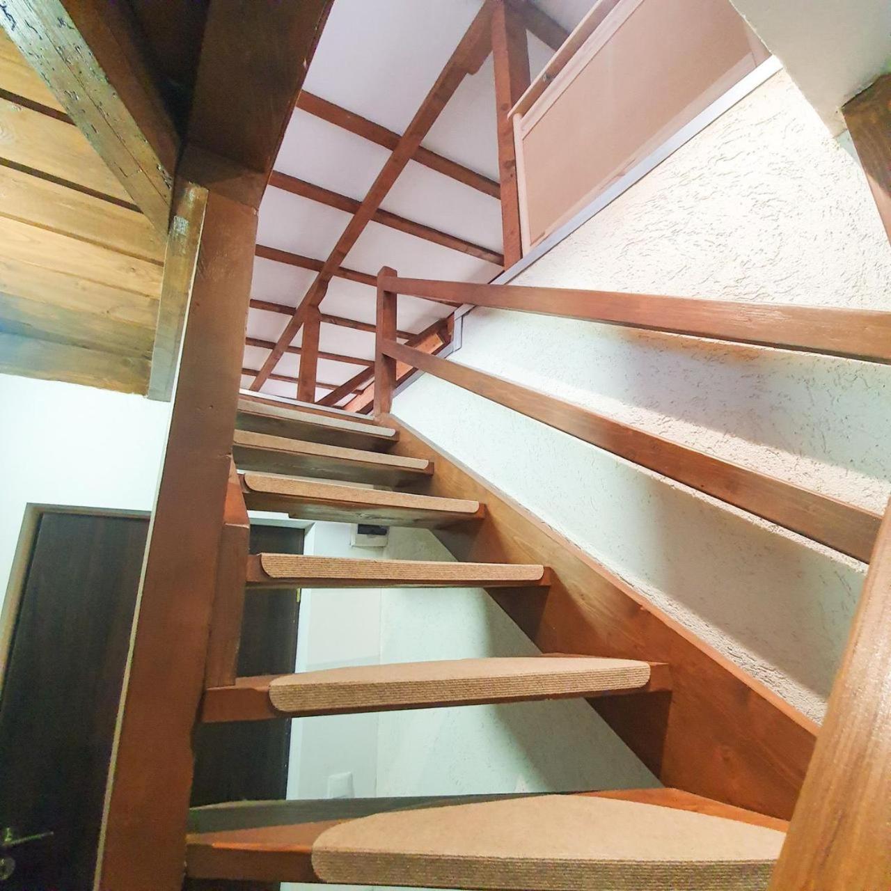 Joy City Stay Semenicului 2 Brasov Ngoại thất bức ảnh