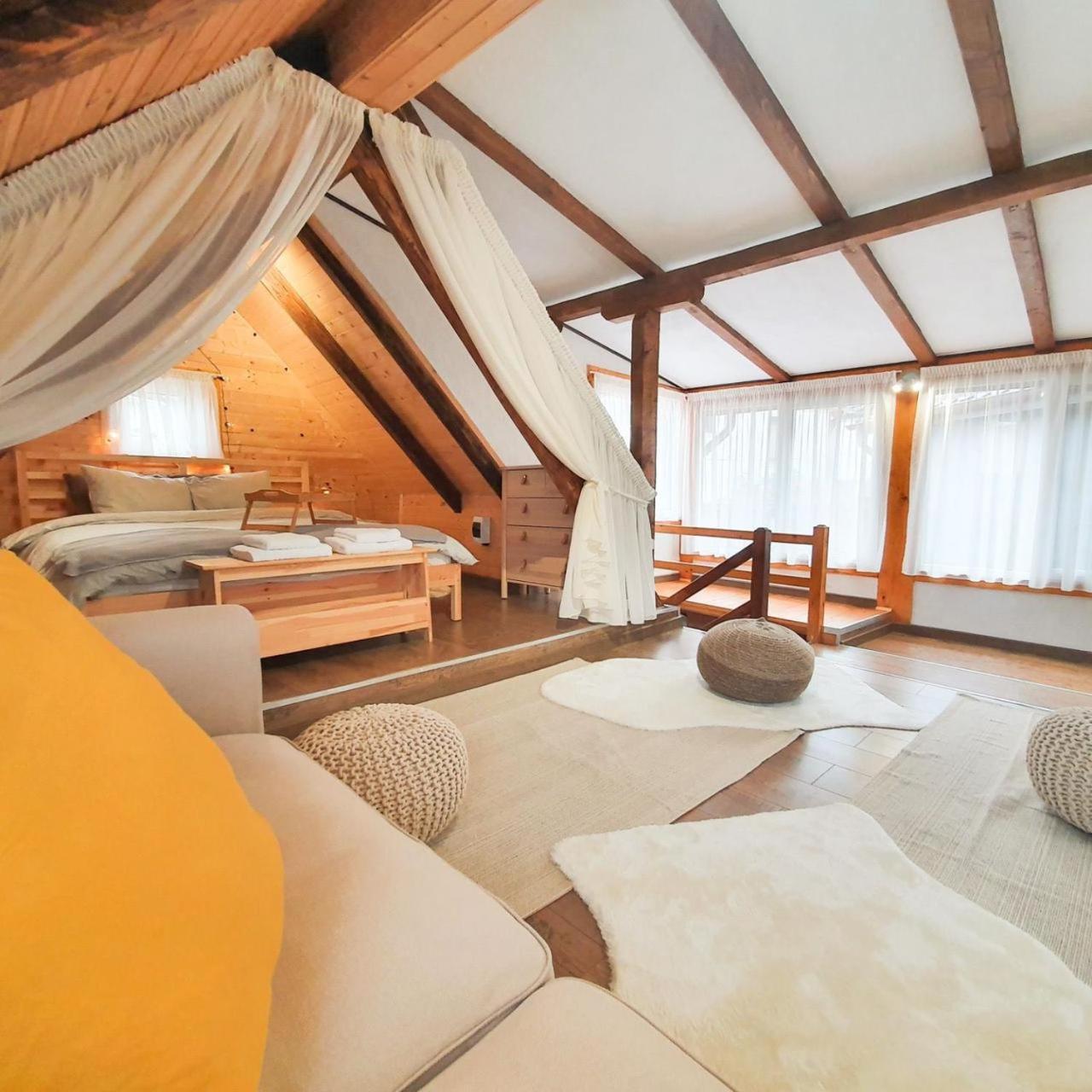 Joy City Stay Semenicului 2 Brasov Ngoại thất bức ảnh